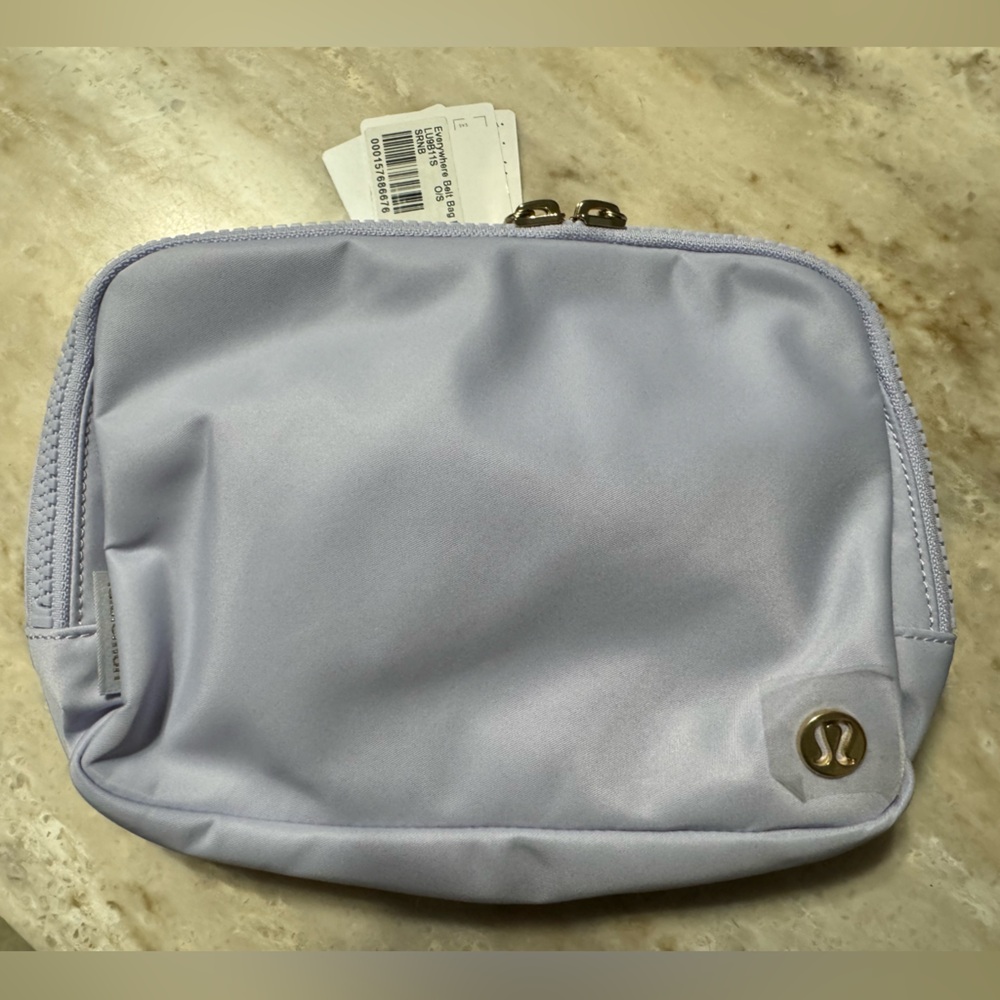 Lululemon Everywhere Belt bag 2L